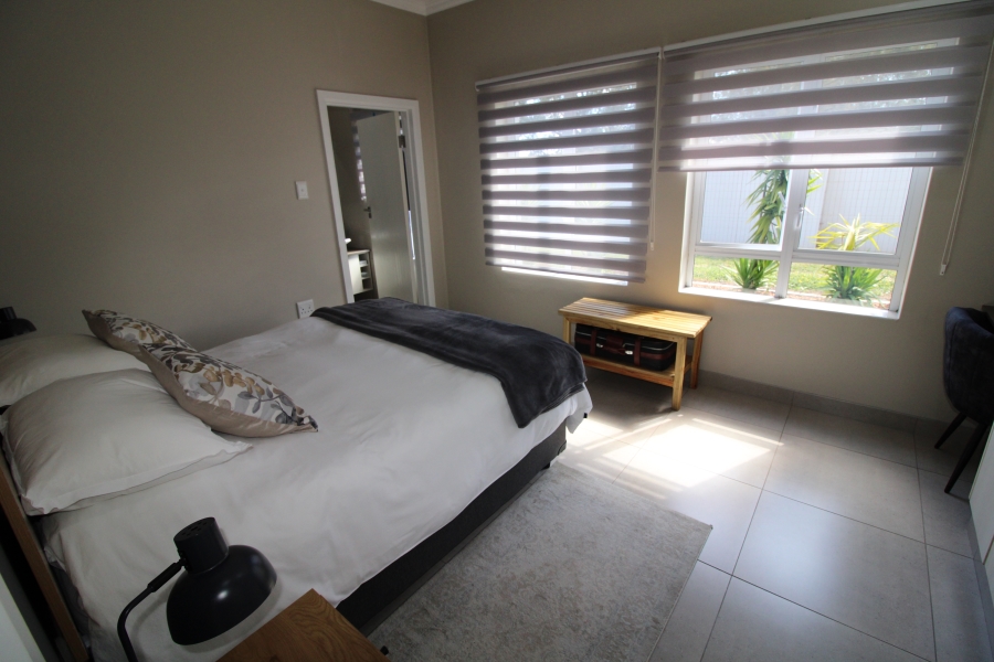 5 Bedroom Property for Sale in Kingswood Golf Estate Western Cape